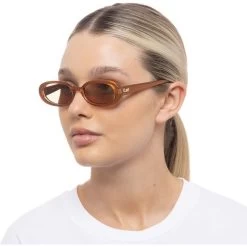 Le Specs Outta Love Caramel/Tan Tint Lenses 10 Le Specs Outta Love Caramel/Tan Tint Lenses -Fashion Sunglasses Store Outta Love Caramel Sunglasses Face Angle result 94387.1690950407.1280.1280